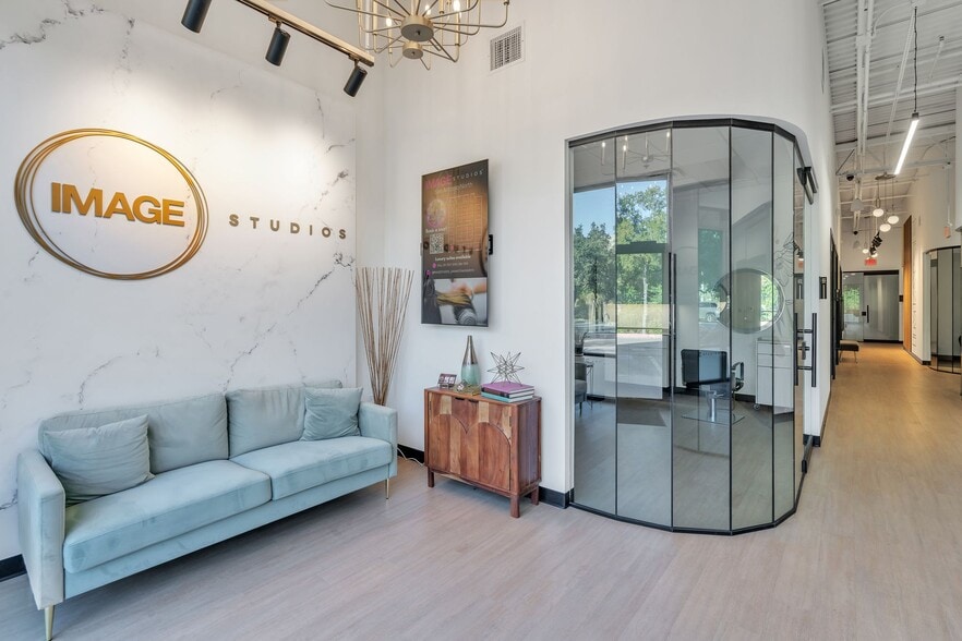 Image Studios San Antonio North - Storefront Property