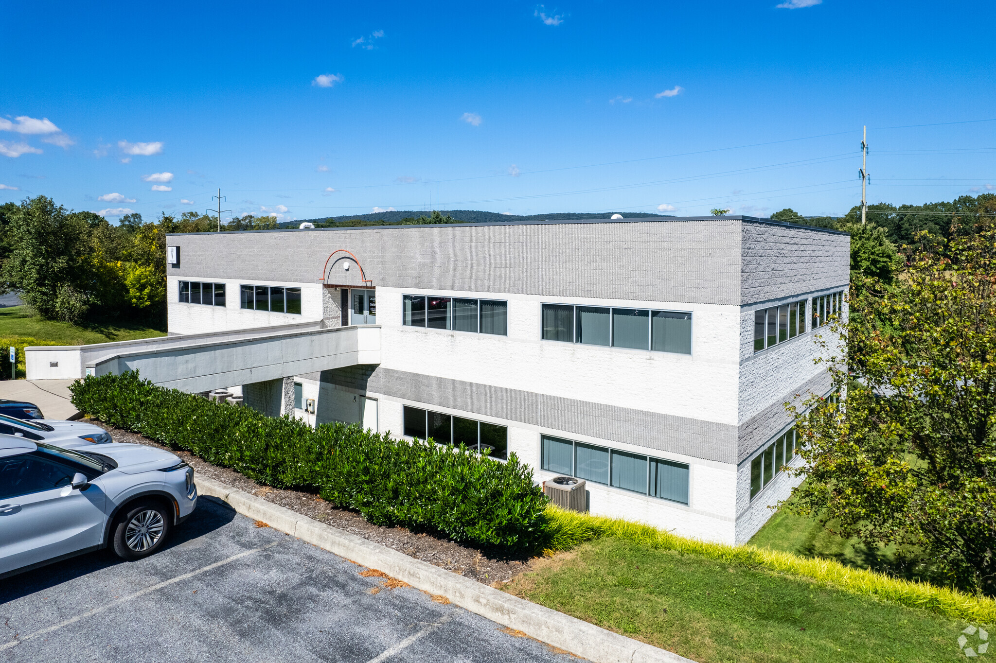 2690 Commerce Dr, Harrisburg, PA for sale Building Photo- Image 1 of 1