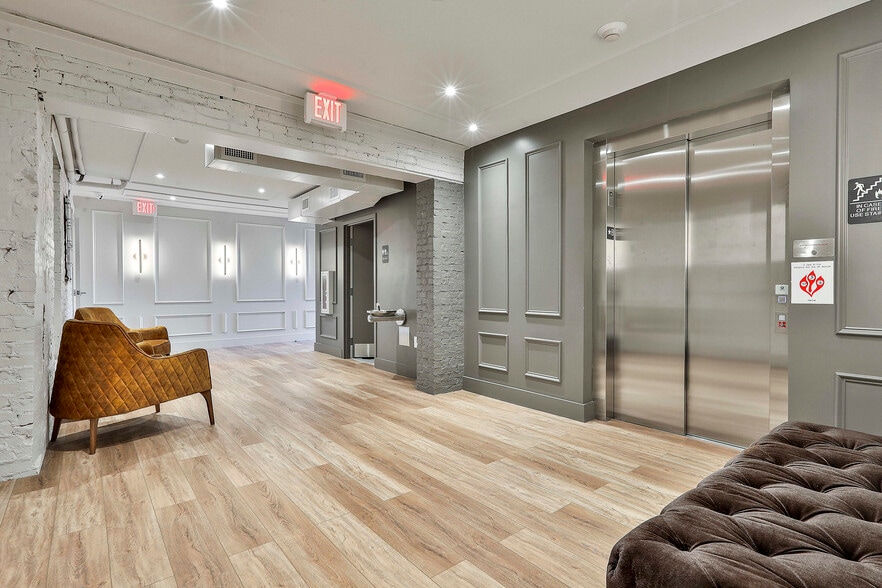 6-8 E Court Sq, Newnan, GA for lease - Building Photo - Image 3 of 24