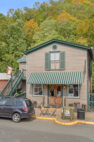 More details for 485 Valley St, Scottsville, VA - Retail for Sale