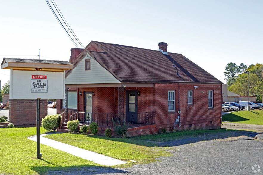 369 Central Blvd, Danville, VA 24540