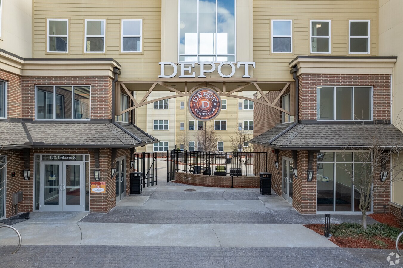 80 E Exchange St, Akron, OH 44308