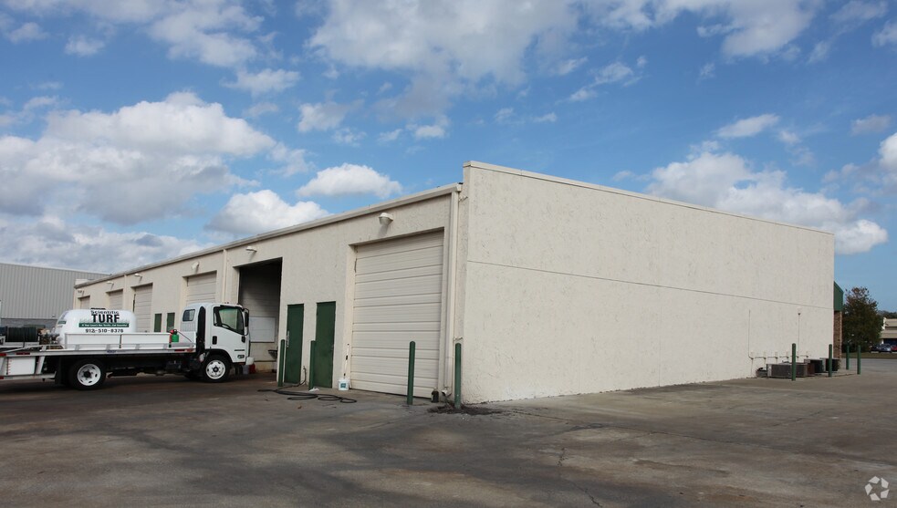 115 Industrial Way, Fayetteville, GA for lease - Building Photo - Image 3 of 3