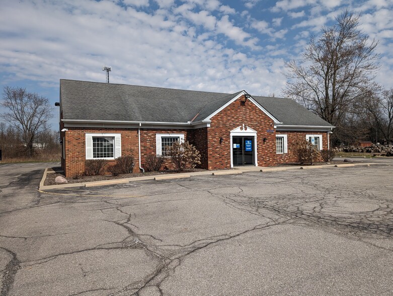 26700 Royalton Rd, Columbia Station, OH for lease - Primary Photo - Image 1 of 3