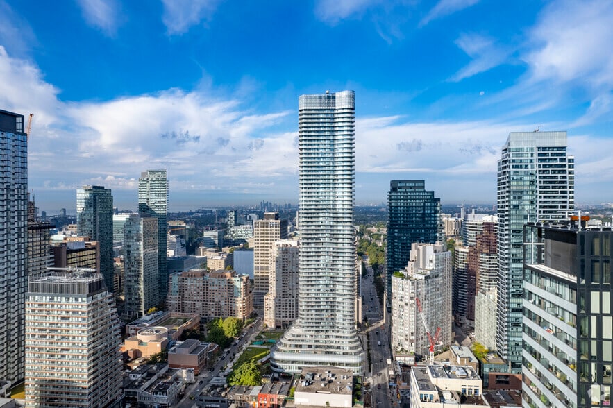 15 Wellesley St W, Toronto, ON for sale - Building Photo - Image 2 of 7