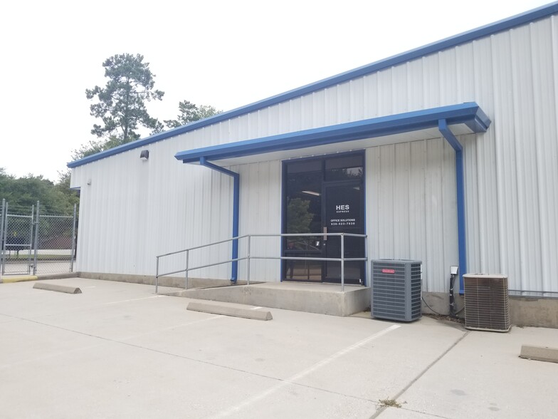 3509 N Loop 336 W, Conroe, TX for lease - Building Photo - Image 3 of 16