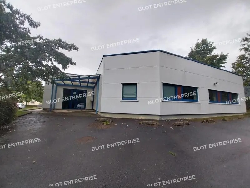 Office in Quimper for lease Building Photo- Image 1 of 8