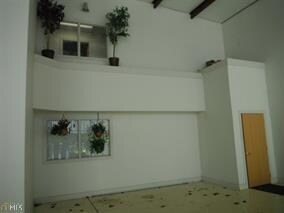 202 Barry Whatley Way, Griffin, GA for sale Primary Photo- Image 1 of 1