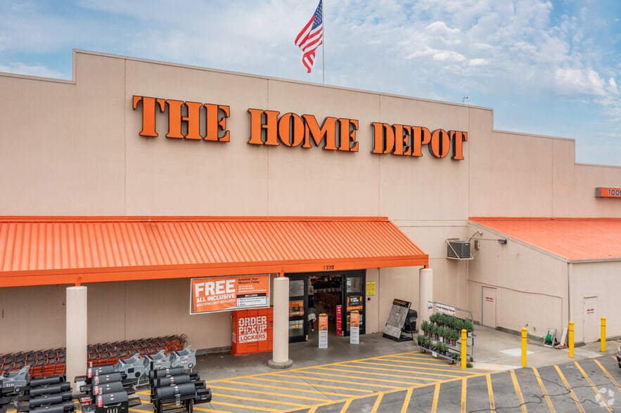 1360 Dogwood Dr SE, Conyers, GA for sale - Primary Photo - Image 1 of 1