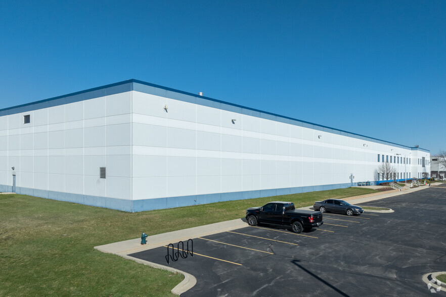 3708 River Rd, Franklin Park, IL for lease - Building Photo - Image 2 of 7