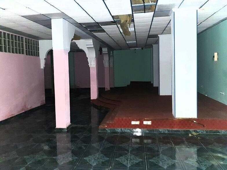 Retail in València for sale - Building Photo - Image 3 of 7