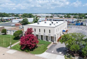 DaVita Dialysis & Safari Dance Studio - Business Park