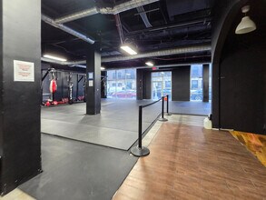 29-28 41st Ave, Long Island City, NY for lease Interior Photo- Image 2 of 8