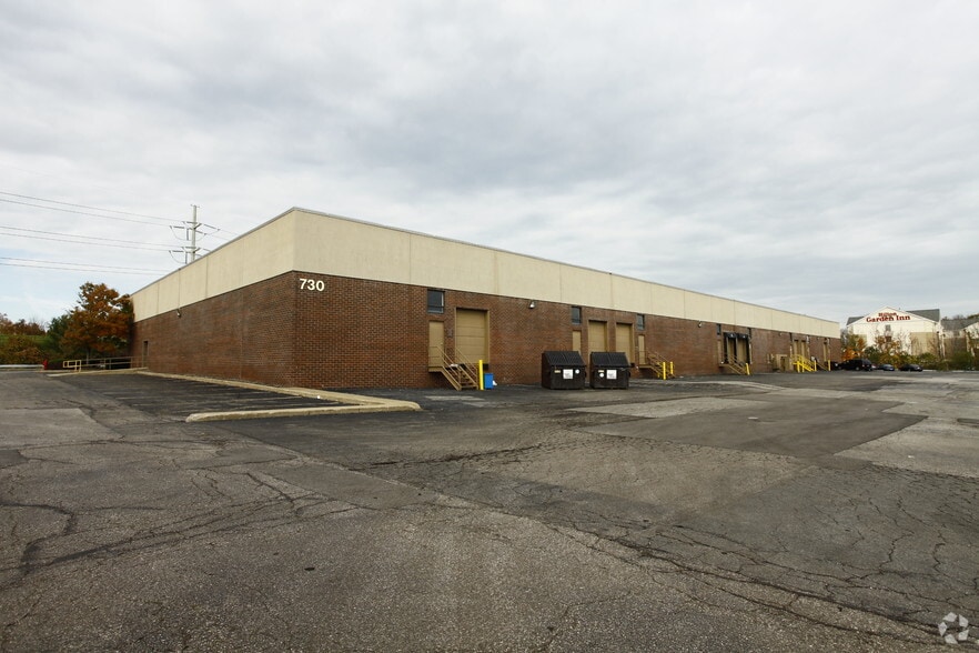 730 Beta Dr, Mayfield Village, OH for lease - Building Photo - Image 3 of 8