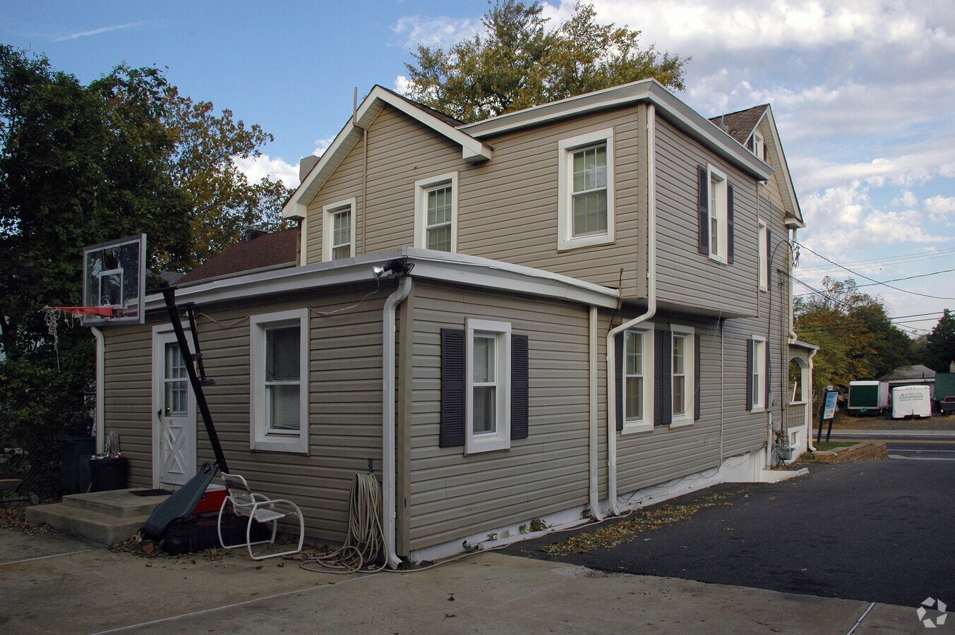 556 Joline Ave, Long Branch, NJ 07740