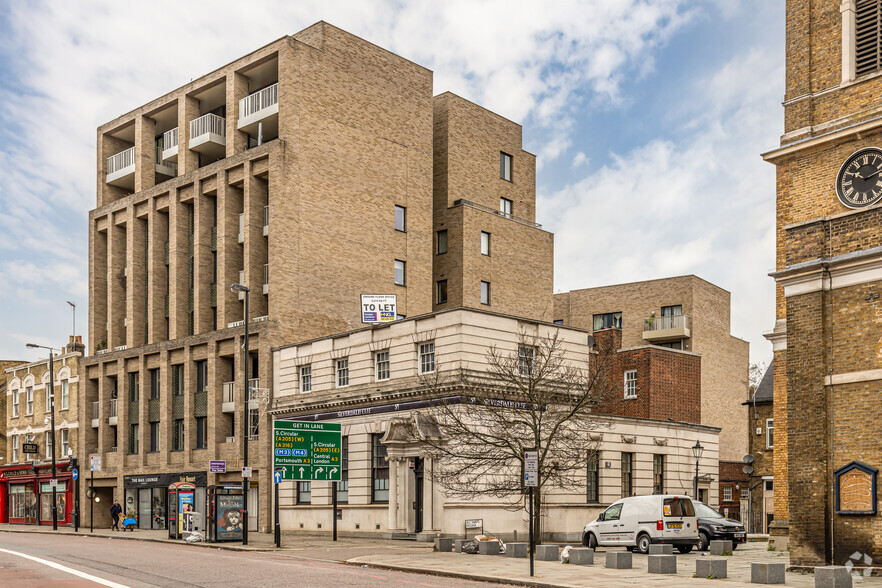 98-100 Wandsworth High St, London for sale - Building Photo - Image 2 of 9