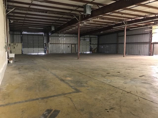 1661 Cal Edison Dr, Laughlin, NV for lease - Interior Photo - Image 2 of 11