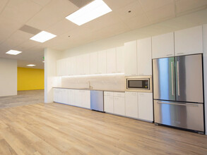 2518 Mission College Blvd, Santa Clara, CA for lease Interior Photo- Image 2 of 9