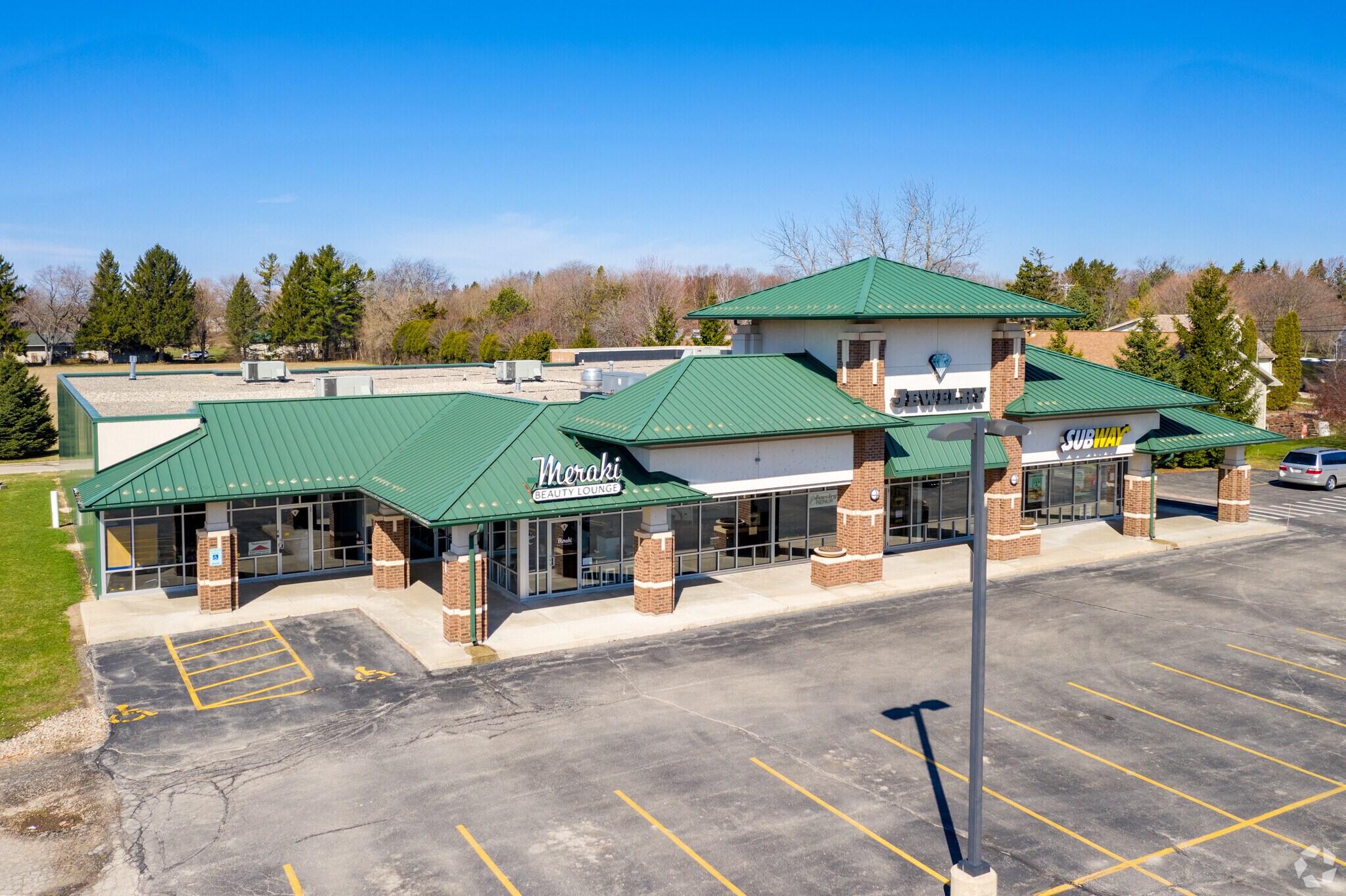 10009 Northwestern Ave, Franksville, WI for sale Primary Photo- Image 1 of 1