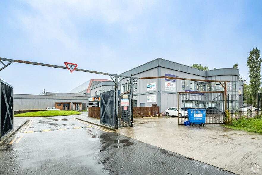 Oliver's Place, Preston for lease - Building Photo - Image 2 of 3