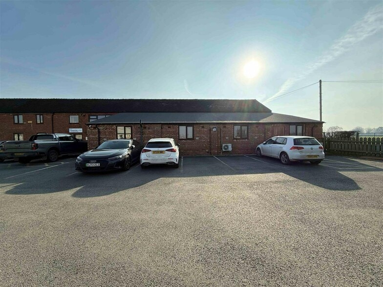 Unit 1-9 Alsager Rd, Sandbach for lease - Building Photo - Image 1 of 1
