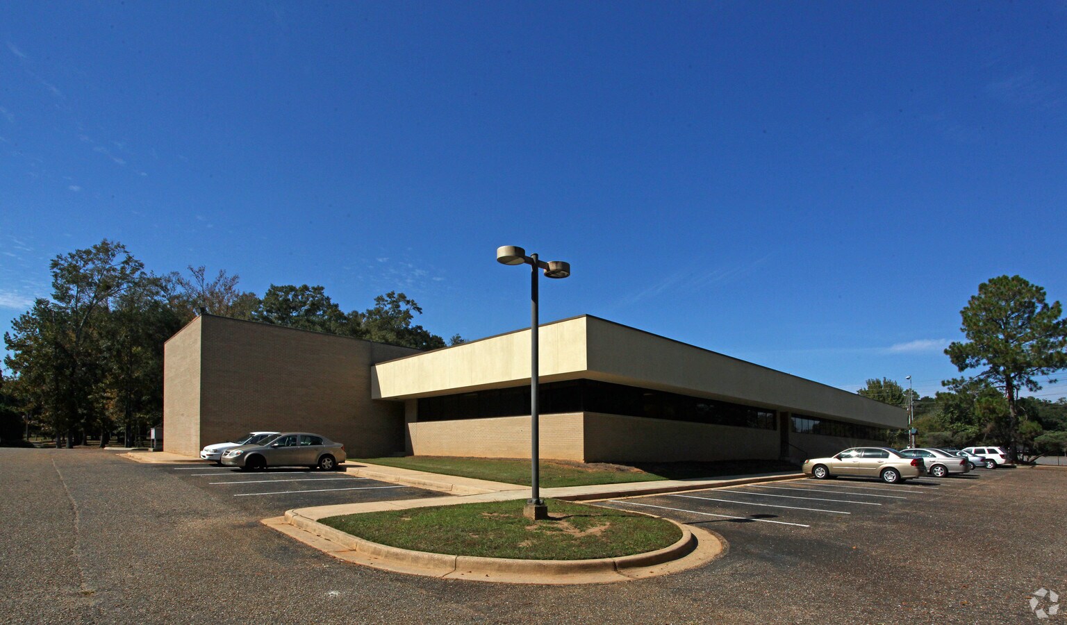 3301 Knollwood Dr, Mobile, AL 36693