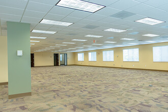 15100 NW 67th Ave, Miami Lakes, FL for lease Interior Photo- Image 1 of 18