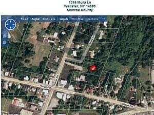 1016 Mura Ln, Webster, NY for sale - Primary Photo - Image 2 of 3