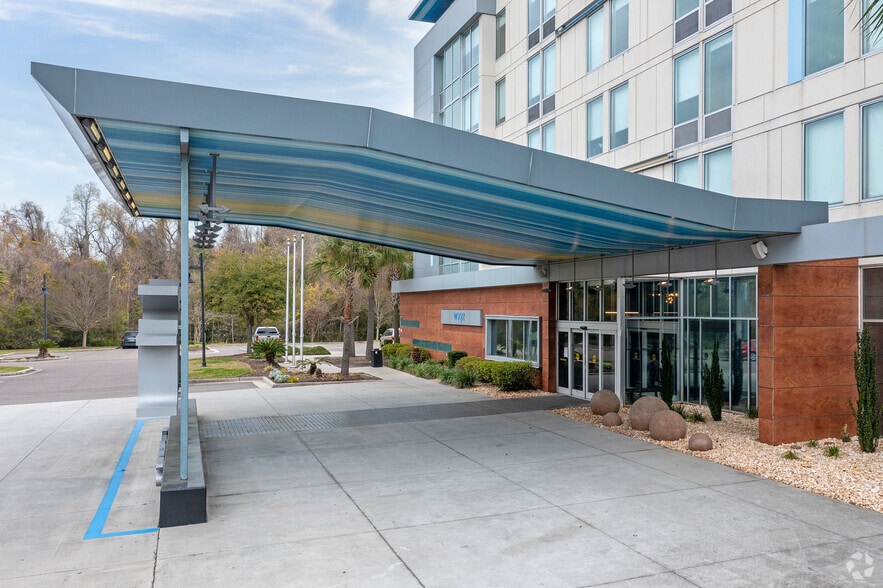 4875 Tanger Outlet Blvd, North Charleston, SC for sale - Building Photo - Image 3 of 3