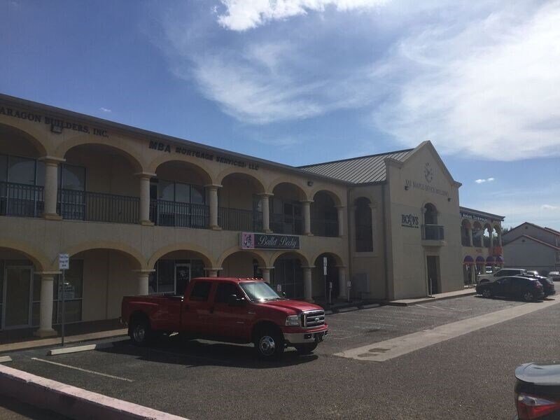 2715 E Del Mar Blvd, Laredo, TX for sale Primary Photo- Image 1 of 1