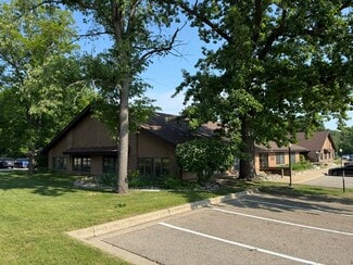More details for 5090-5096 Lovers Ln, Kalamazoo, MI - Office for Lease