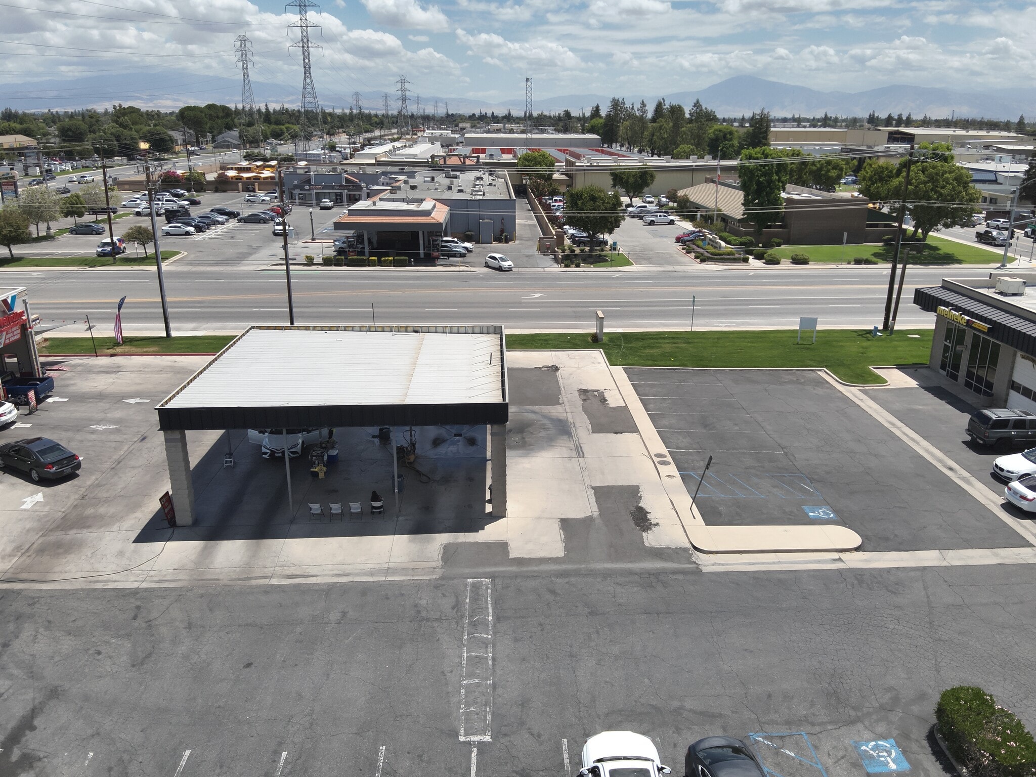 6561 White Ln, Bakersfield, CA for lease Building Photo- Image 1 of 1