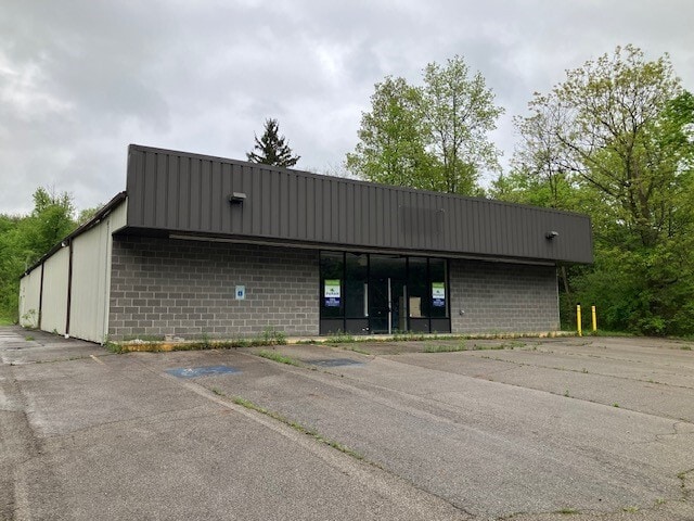 11180 Chardon Rd, Chardon, OH for lease - Building Photo - Image 1 of 5