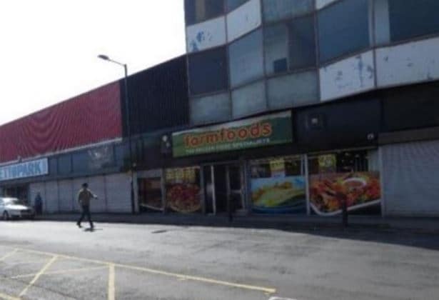 121-123 Freeman St, Grimsby for sale Primary Photo- Image 1 of 1