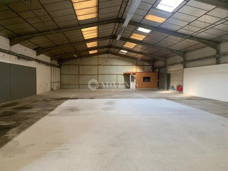 Industrial in Villefranche-sur-Cher for sale - Interior Photo - Image 1 of 6