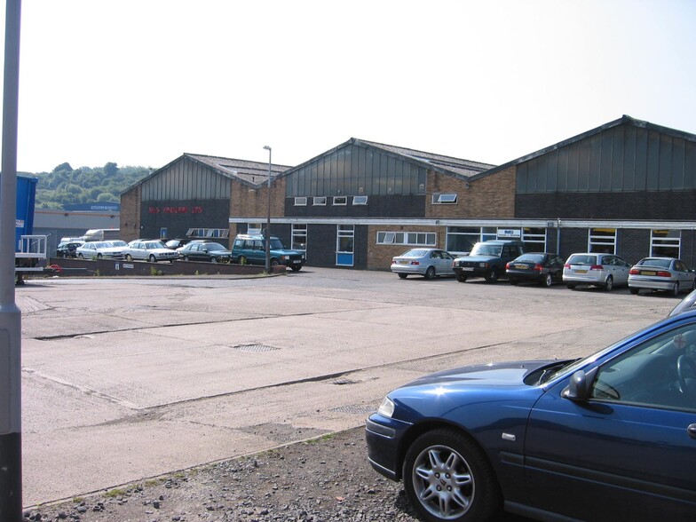 Hayes Ln, Stourbridge for lease - Building Photo - Image 2 of 5