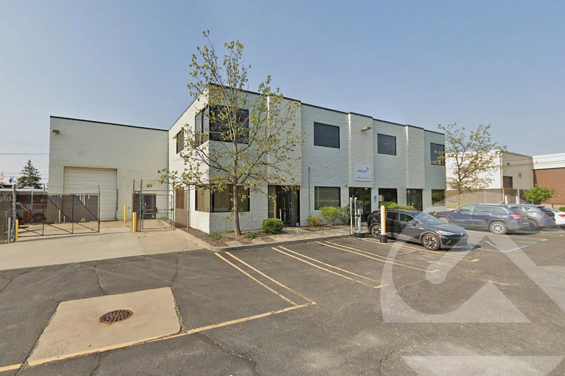 2460-2470 Commercial Dr, Auburn Hills, MI for lease Primary Photo- Image 1 of 2
