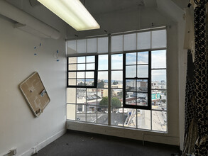 1663 Mission St, San Francisco, CA for lease Interior Photo- Image 2 of 5