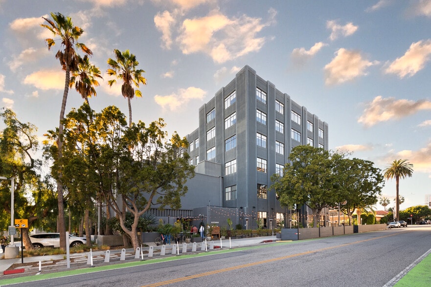 1314 7th St, Santa Monica, CA for lease - Building Photo - Image 2 of 9