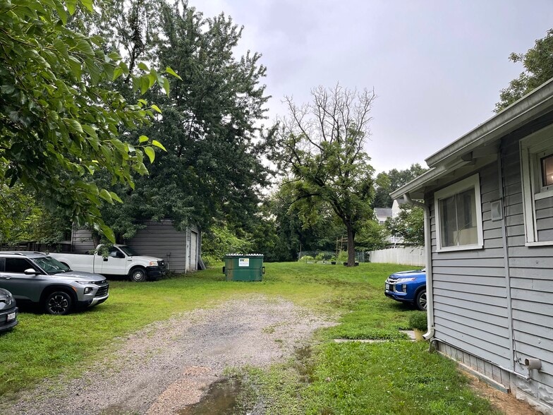 8369 Richmond Hwy, Alexandria, VA for sale - Building Photo - Image 3 of 3