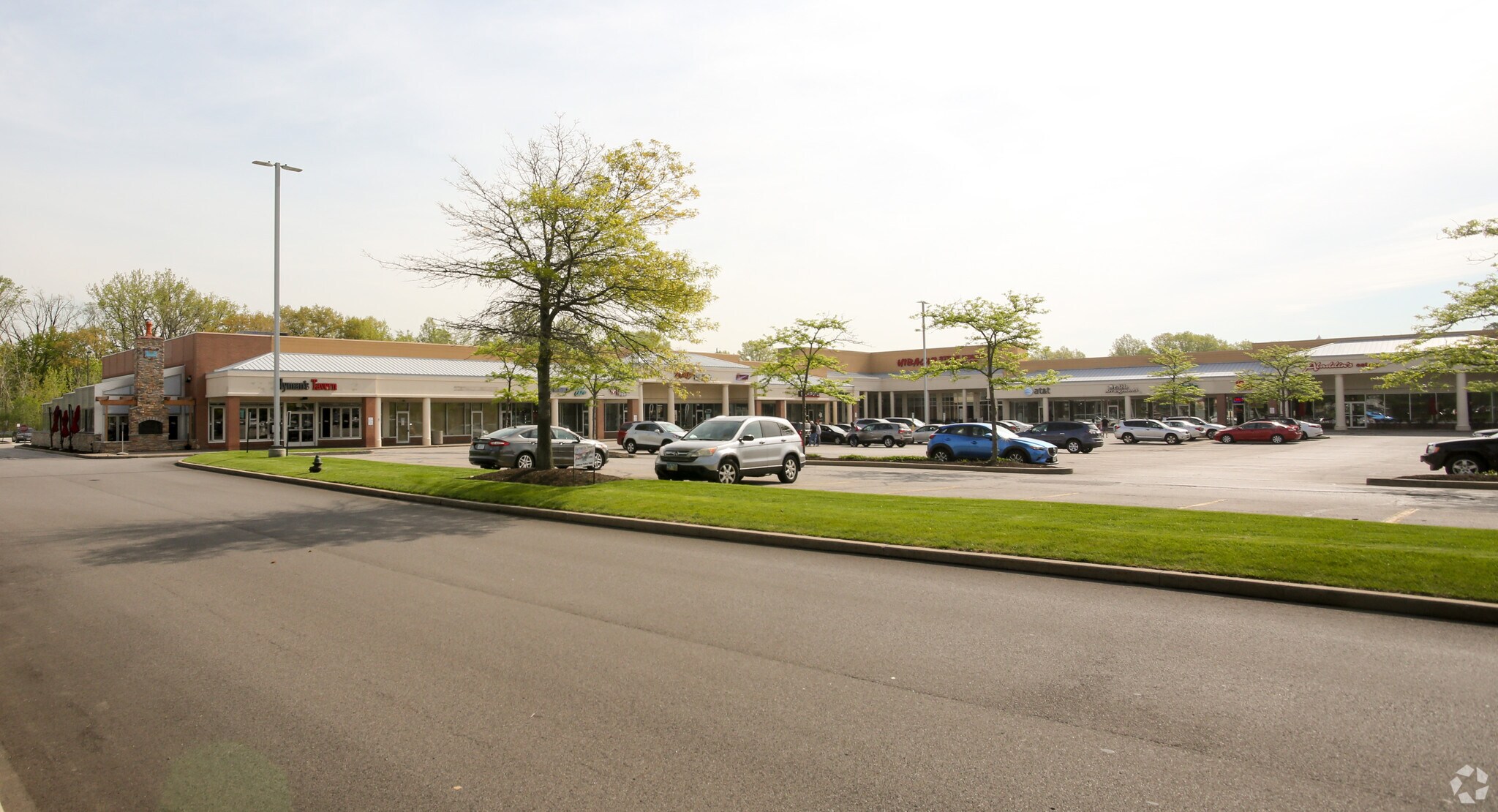 6901 Rockside Rd, Independence, OH 44131 Rockside Corners