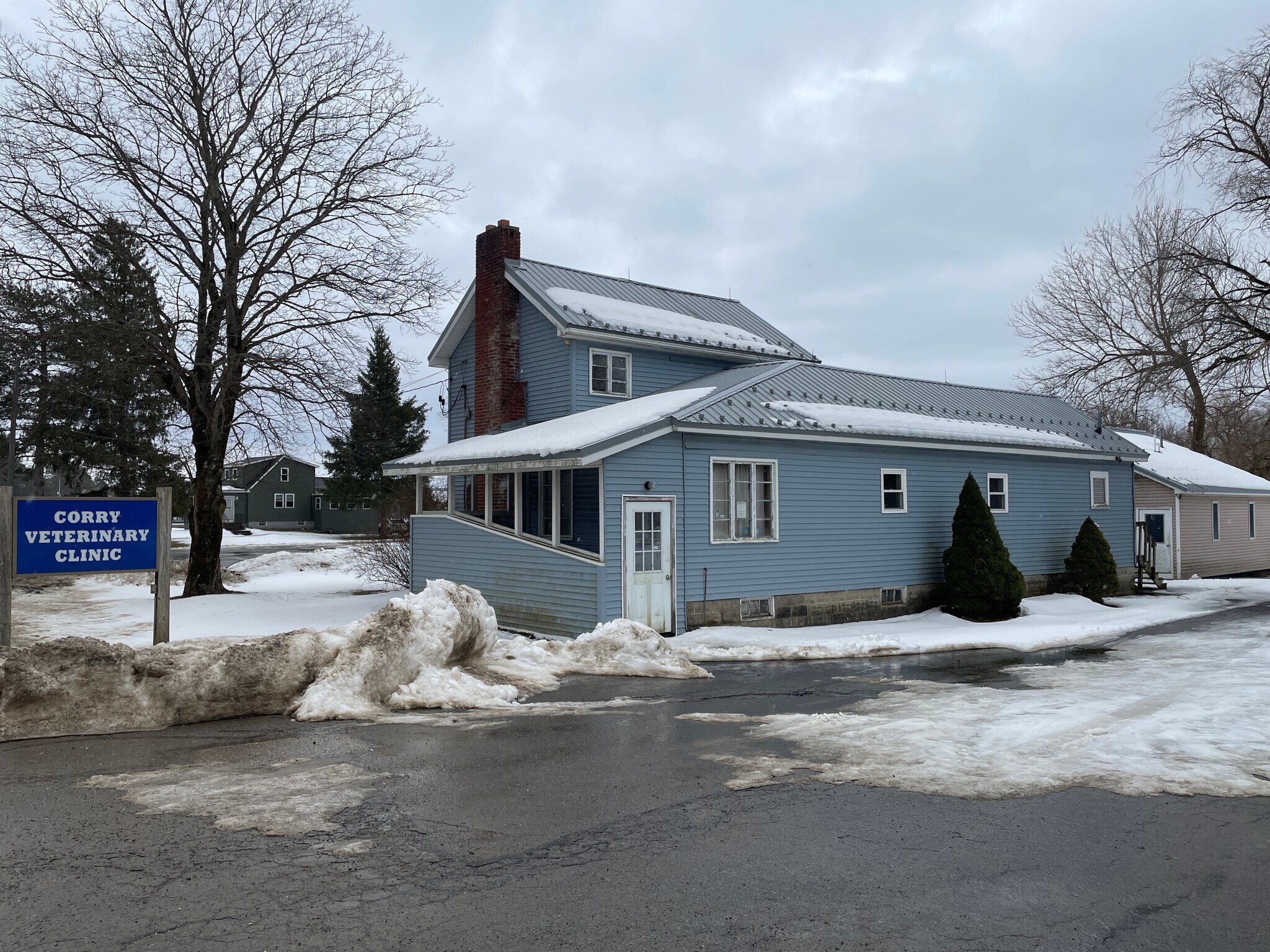 6 W Columbus Ave, Corry, PA for sale Primary Photo- Image 1 of 1