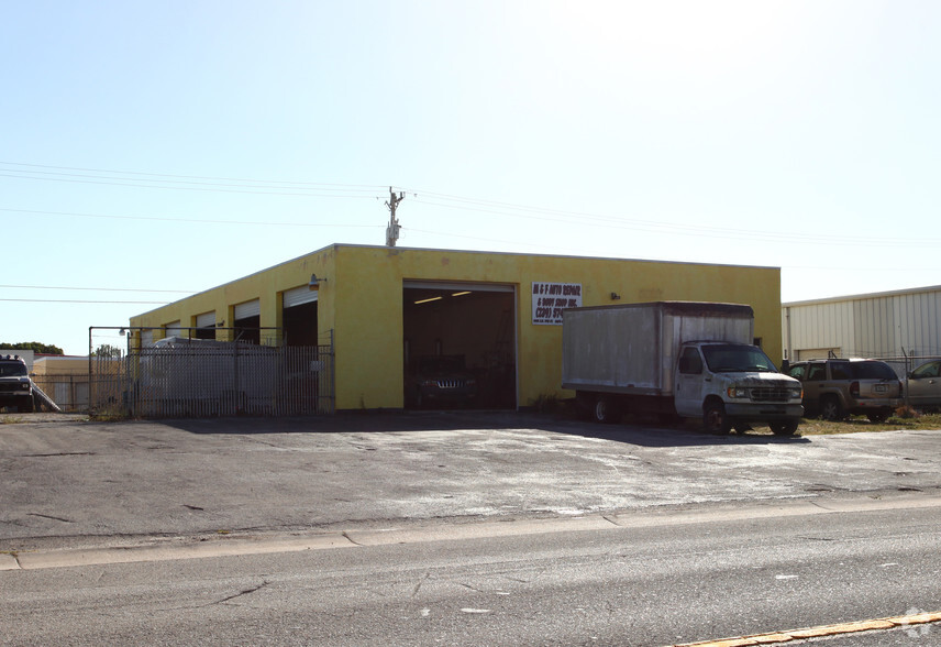 1002 SE 9th St, Cape Coral, FL for sale - Building Photo - Image 1 of 55