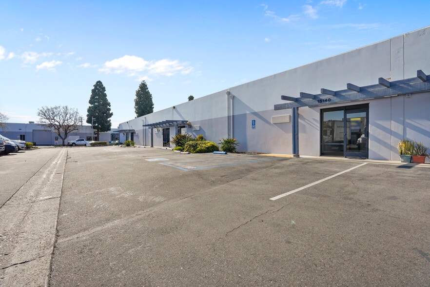 15131-15151 Goldenwest Cir, Westminster, CA for lease - Building Photo - Image 1 of 5