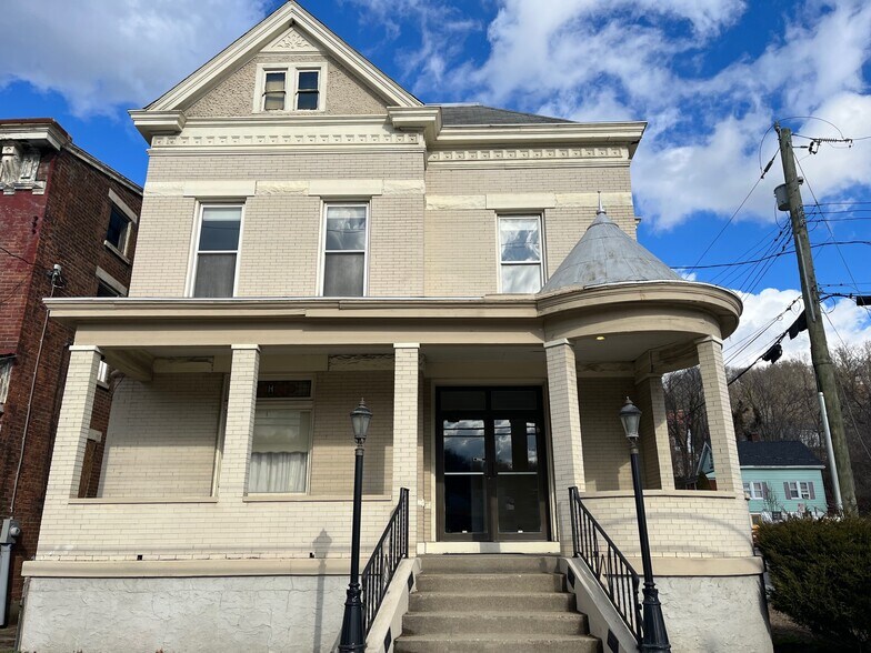 1712 Queen City Ave, Cincinnati, OH for sale - Primary Photo - Image 1 of 1