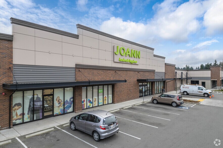 15202-15242 Aurora Ave N, Shoreline, WA for sale - Primary Photo - Image 1 of 1