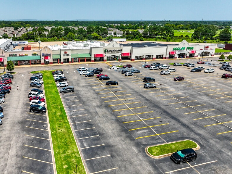 6495-6549 Atlanta Hwy, Montgomery, AL for lease - Building Photo - Image 3 of 13