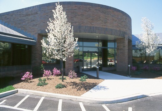 1685 Valley Center Pky, Bethlehem, PA for lease - Building Photo - Image 1 of 10