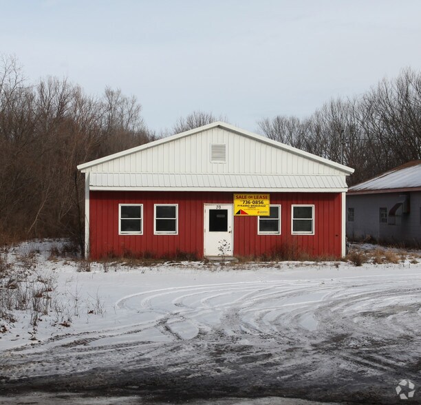 68-70 Henderson St, New York Mills, NY for sale - Primary Photo - Image 1 of 1