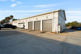 4590 Babcock St NE, Palm Bay, FL for lease Interior Photo- Image 1 of 3